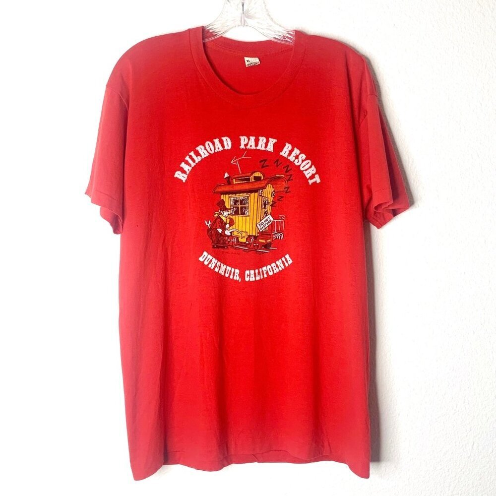 Vintage Men’s T-shirt Red Railroad Park Resort Short Sleeve 90’s Single Stitch